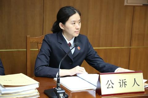 新开传奇中神秘的隐称号如何获得