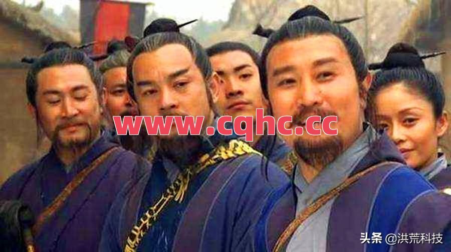 三职业合击版传奇什么意思-手游轻变英雄合击版本传奇